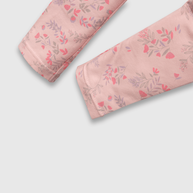 Pata de niña con flores rosado (3 meses a 3 años)