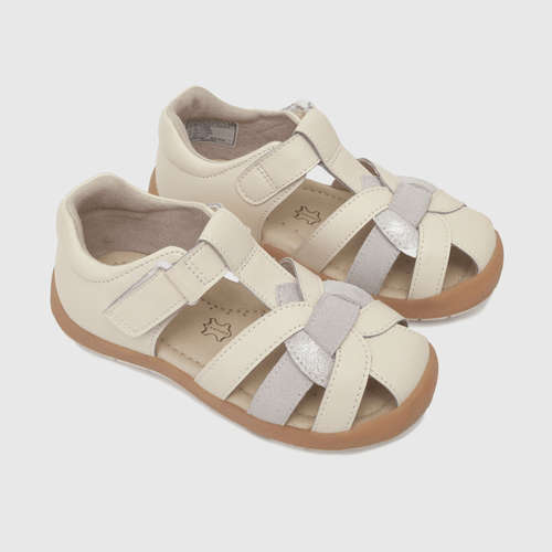 Sandalia de niña cerrada blanco (20 a 27)