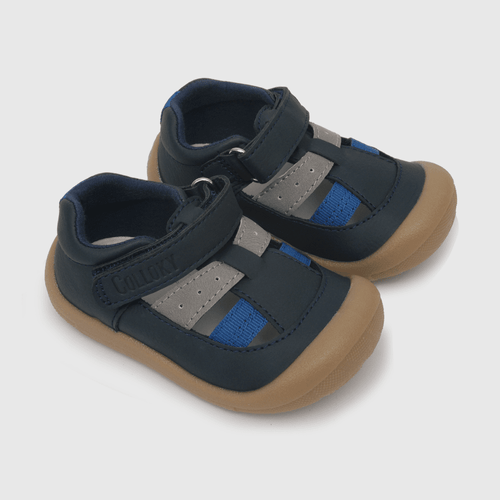 Sandalia de niño cerrada azul (17 a 20)