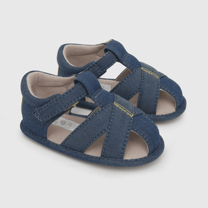 Sandalia cerrada cintas azul (14 a 18)
