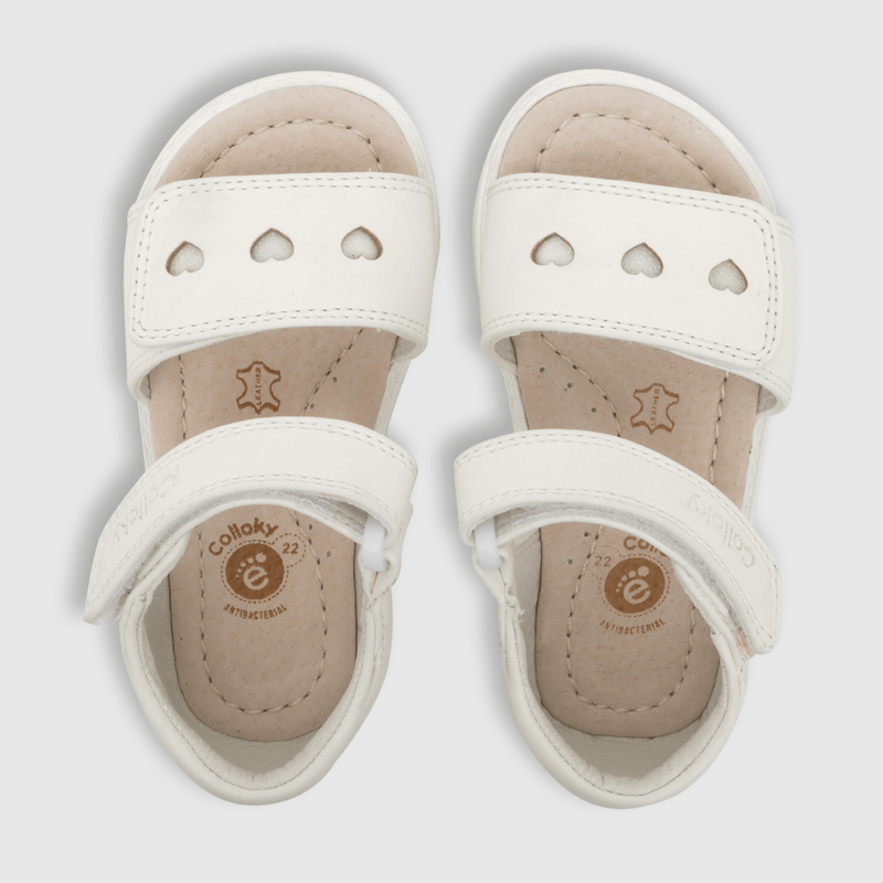 Sandalia de niña corazones blanco (21 a 27)