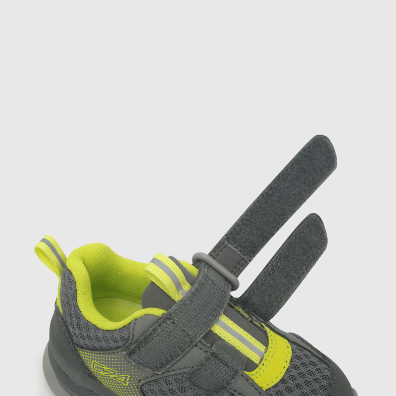 Zapatilla outdoor de niño print lateral gris (21 a 27)