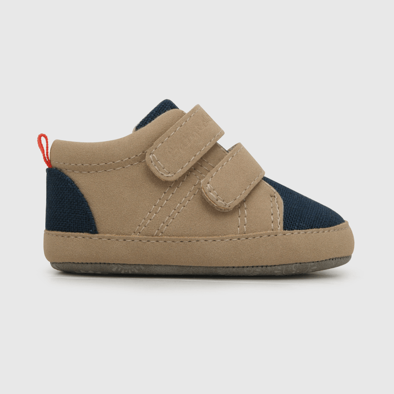 Zapato de niño dos velcros beige (14 a 18)