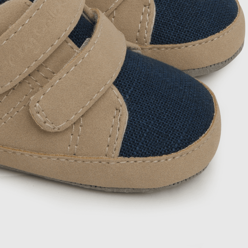 Zapato de niño dos velcros beige (14 a 18)