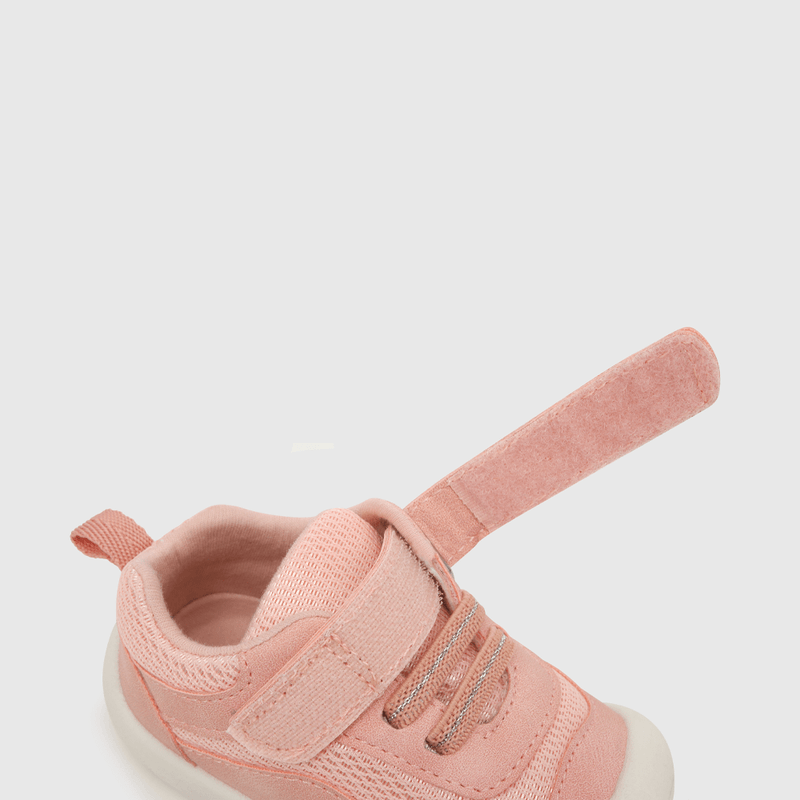 Zapatilla deportiva de niña con velcro elastico rosado (17 a 20)