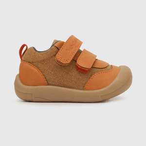 Zapato de niño velcros café (17 a 20)