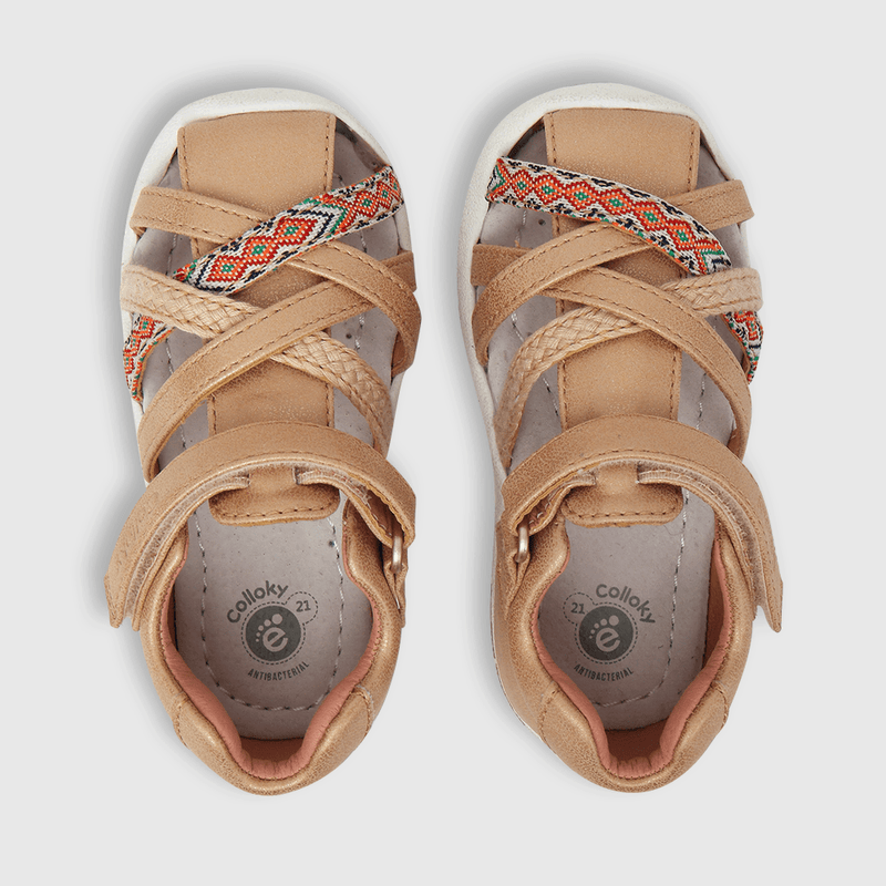 Sandalia de niña con velcro café (18 a 21)
