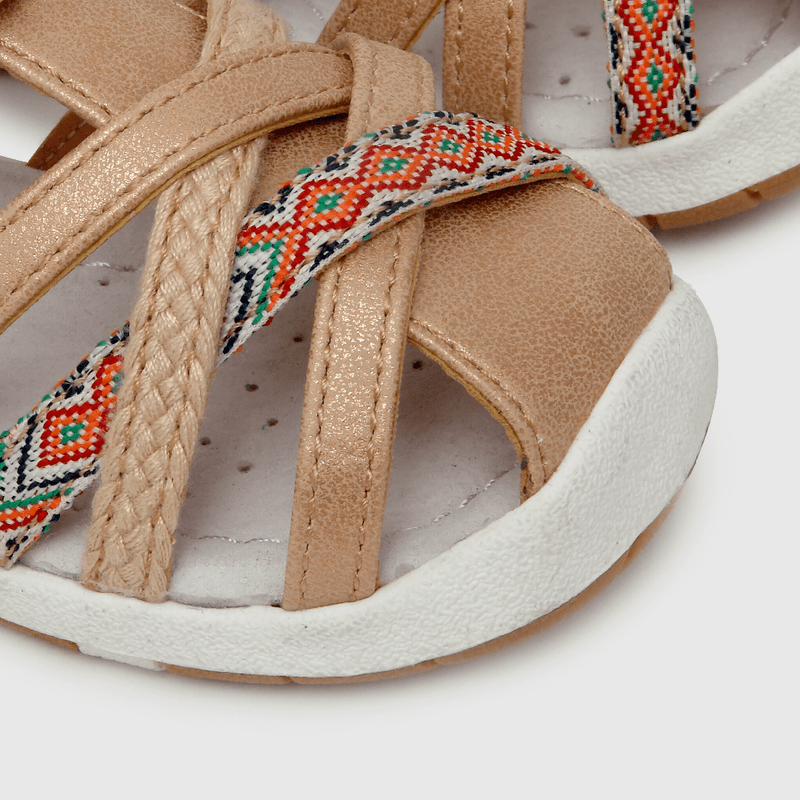 Sandalia de niña con velcro café (18 a 21)