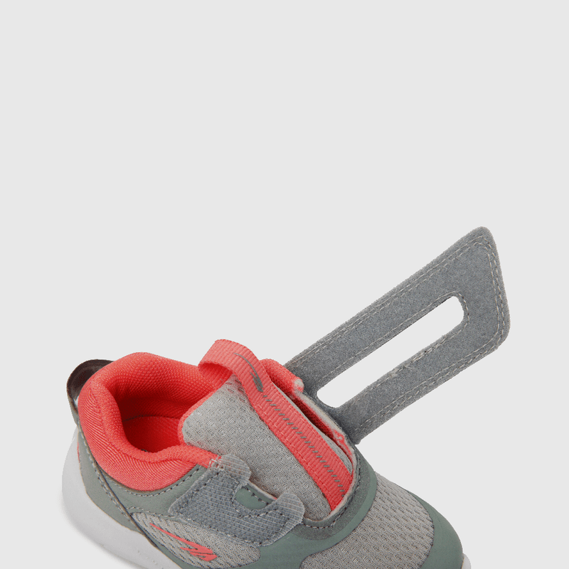 Zapatilla deportiva de niña caña baja gris (18 a 21)