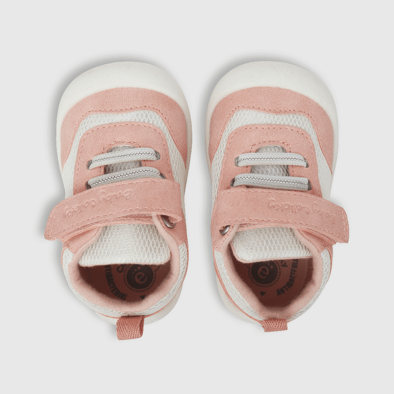 Zapatilla deportiva de niña con velcro elastico blanco (17 a 20)