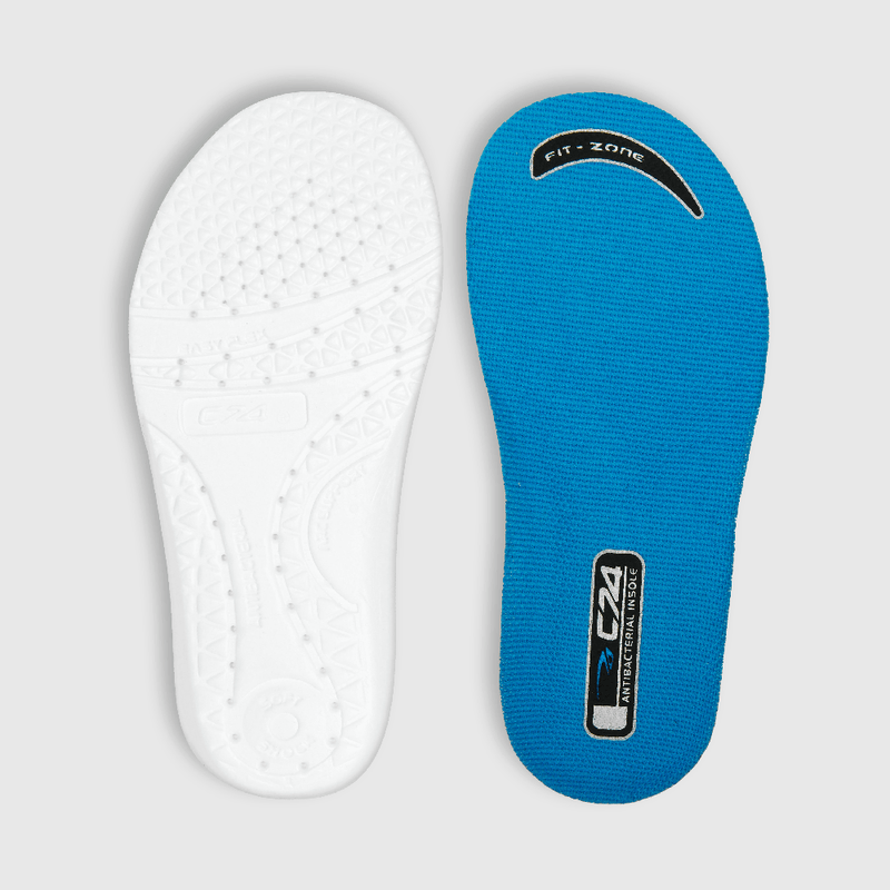Zapatilla deportiva de niño caña baja celeste (21 a 27)