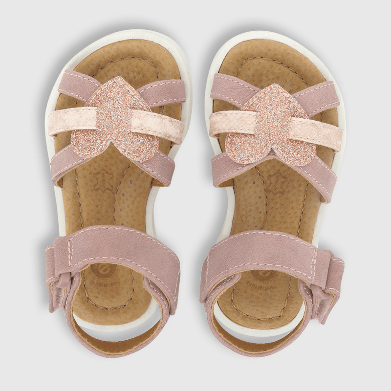 Sandalia de niña velcro corazón rosado (21 a 27)