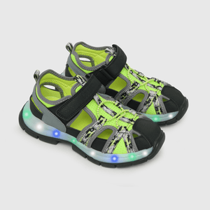 Sandalia con luces de niño negro (28 a 33)