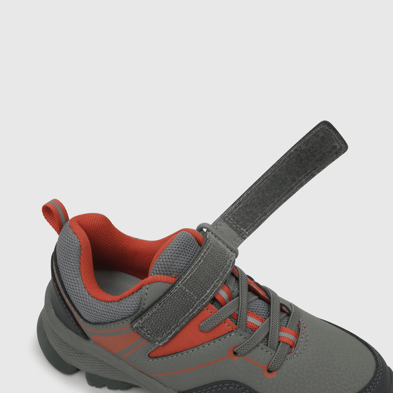 Zapatilla para niño de niño, velcro elástico, print lateral. gris (28 a 38)