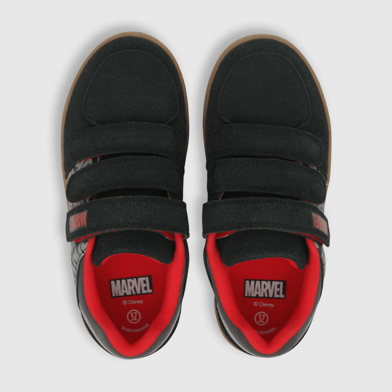 Zapatilla para niño 3 velcros skate marvel negra (28 a 38)