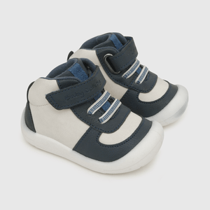 Zapatilla para niño atilla velcro elastico blanca (17 a 20)