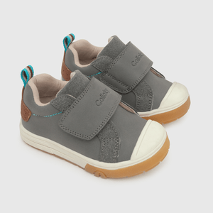 Zapato para niño velcro punta cubierta gris (21 a 27)