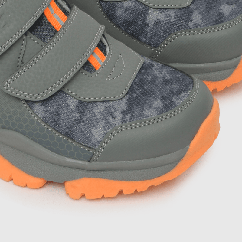 Zapatilla de niño outdoor estampada gray / gris (28 a 38)