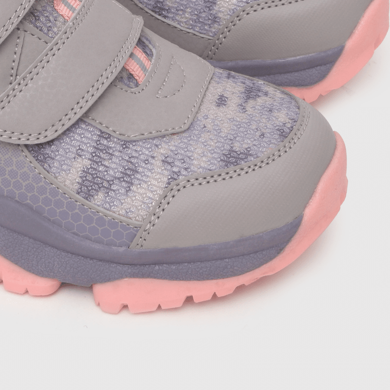 Zapatilla de niña outdoor estampada mora / purple (28 a 38)