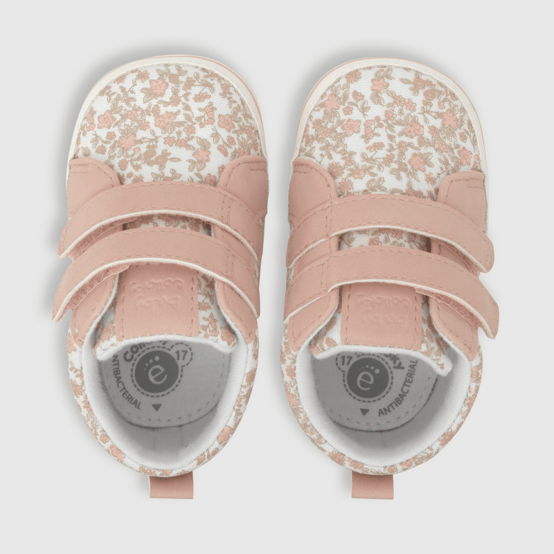 Zapatilla de bebé niña estampada flores light pink (14 a 18)