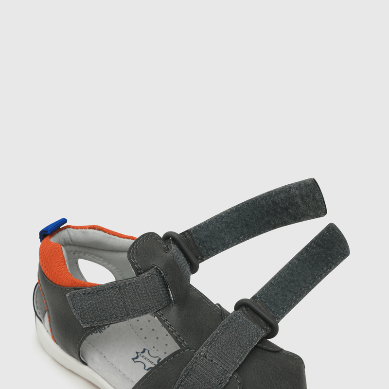 Sandalia de bebé niño doble ajuste gray / gris (18 a 21)