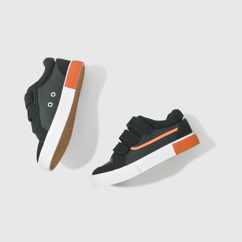Zapatilla urbana Negro de Niño (34 a 38)