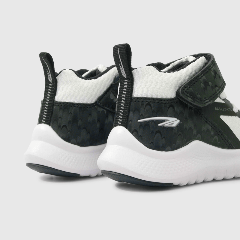 Zapatilla deportiva Blanca de Niño (21 a 27)