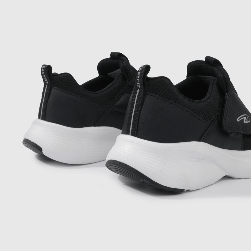 Zapatilla Deportiva Negra