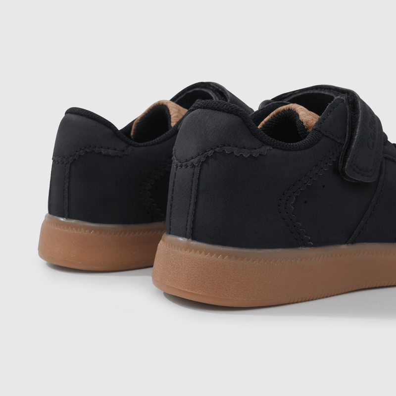 Zapatilla Urbana Negra