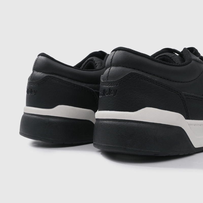 Zapatilla Urbana Negra