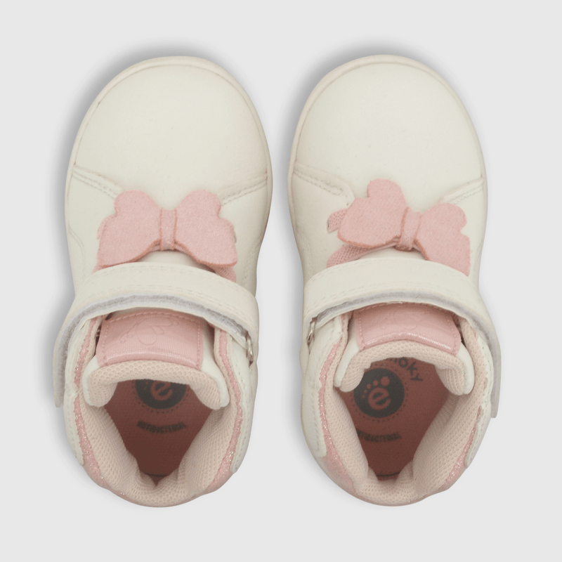 Zapatilla Blanca de Niña