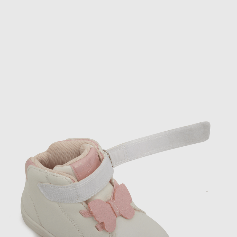 Zapatilla Blanca de Niña