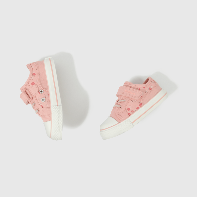 Zapatilla Rosada de Niña
