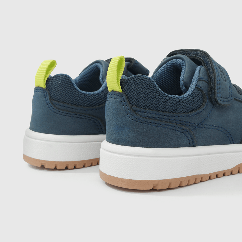Zapatilla Azul de Niño