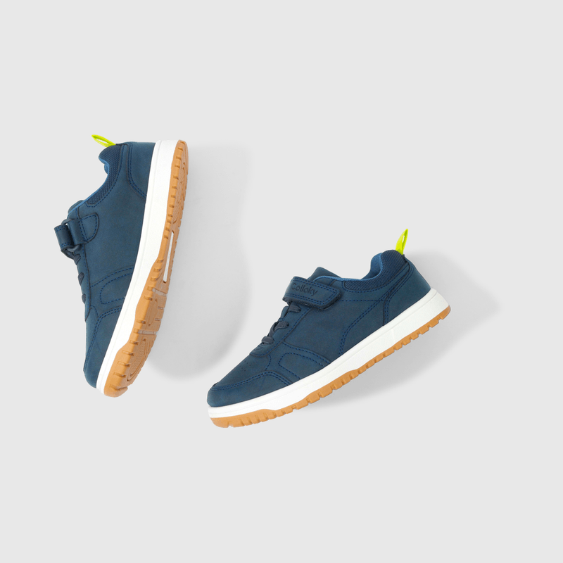 Zapatilla Azul de Niño
