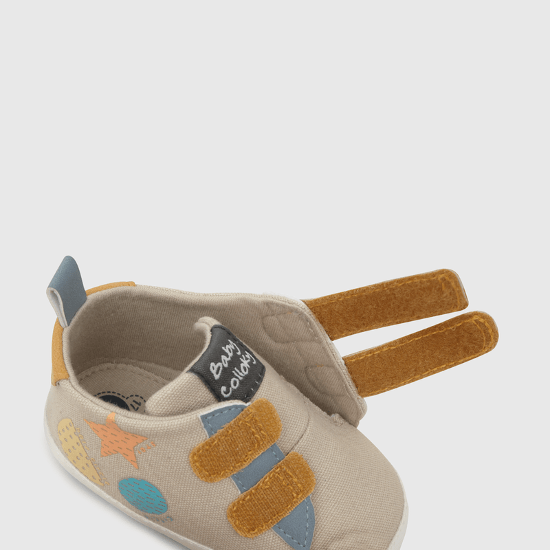 Zapatilla Beige de Niño