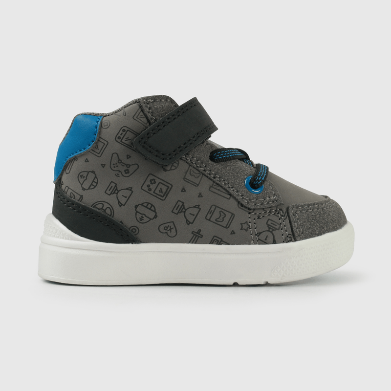 Zapatilla Negra de Niño