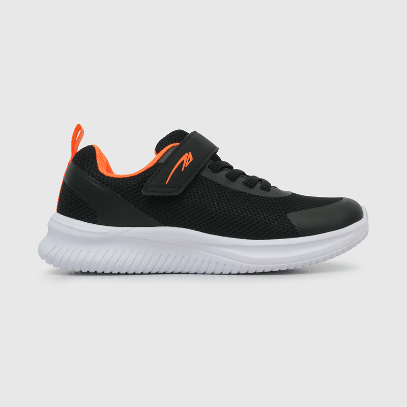 Zapatilla Negra de Niño