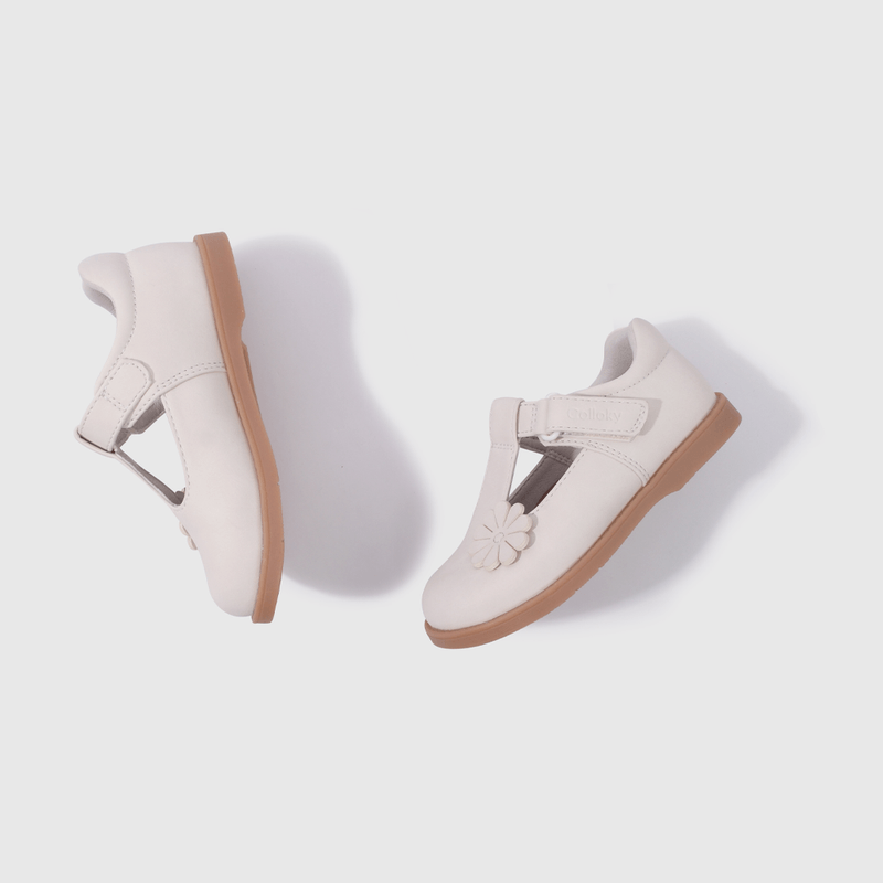 Reina Beige de Niña