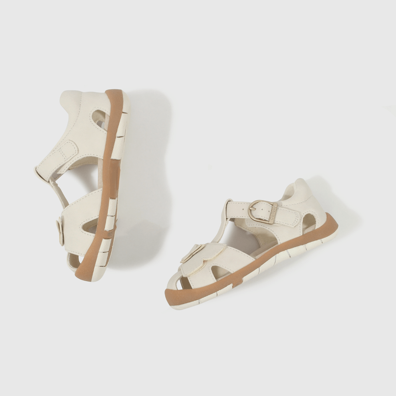 Sandalia Beige de Niña