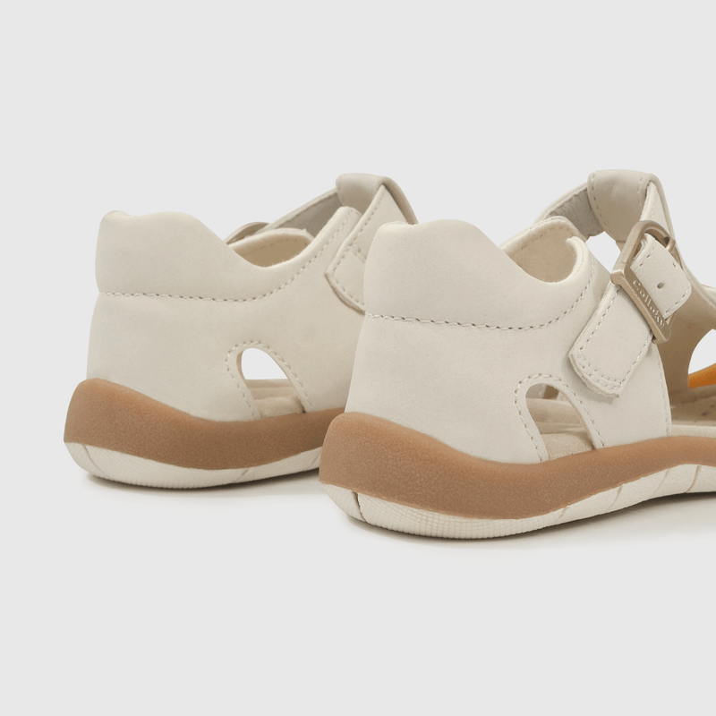 Sandalia Beige de Niña
