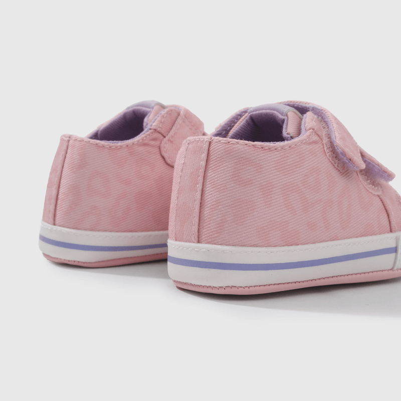 Zapatilla Rosada de Niña