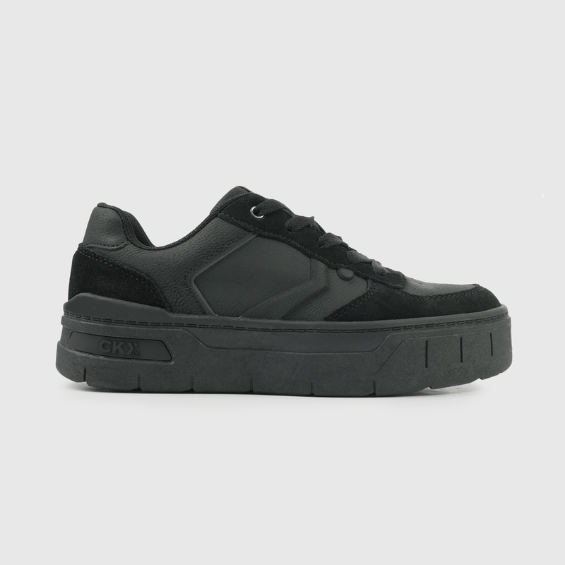 Zapatilla Escolar Negra con Plataforma y Cordón Niña