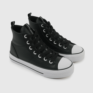 Zapatilla Negra con Plataforma y Caña Alta