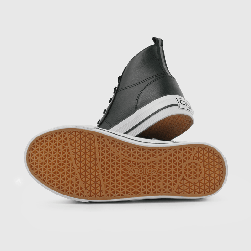Zapatilla Negra con Plataforma y Caña Alta