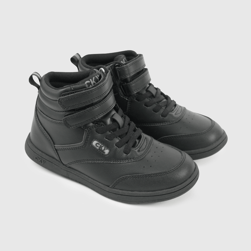 Zapatilla Escolar Negra Caña Alta con Velcro Niña