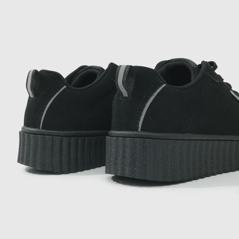 Zapatilla Escolar Negra con Plataforma y cordón Niña