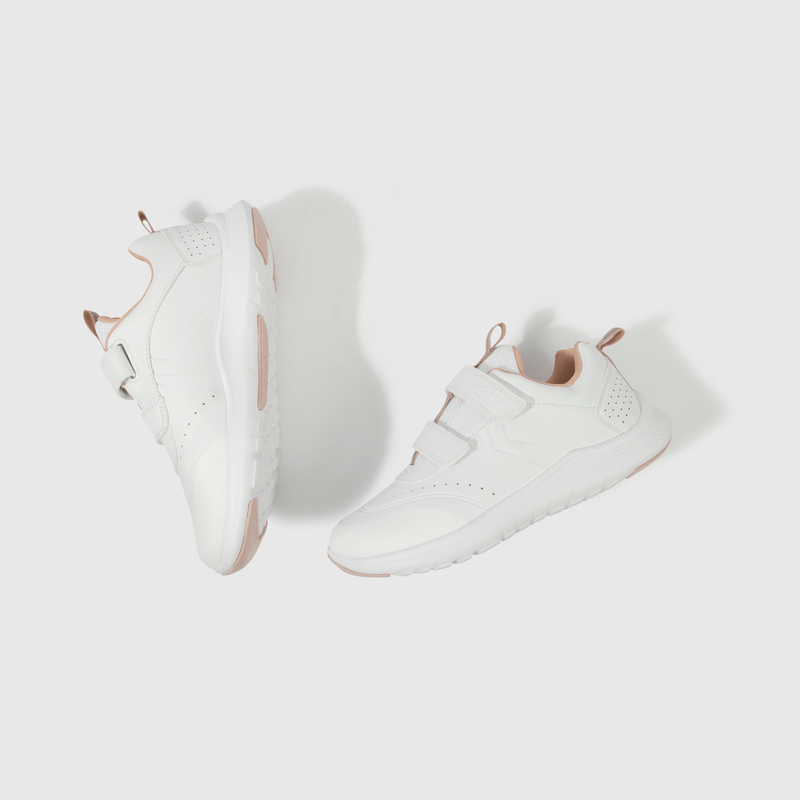 Zapatilla Escolar Blanca con Velcro y Detalles Rosados