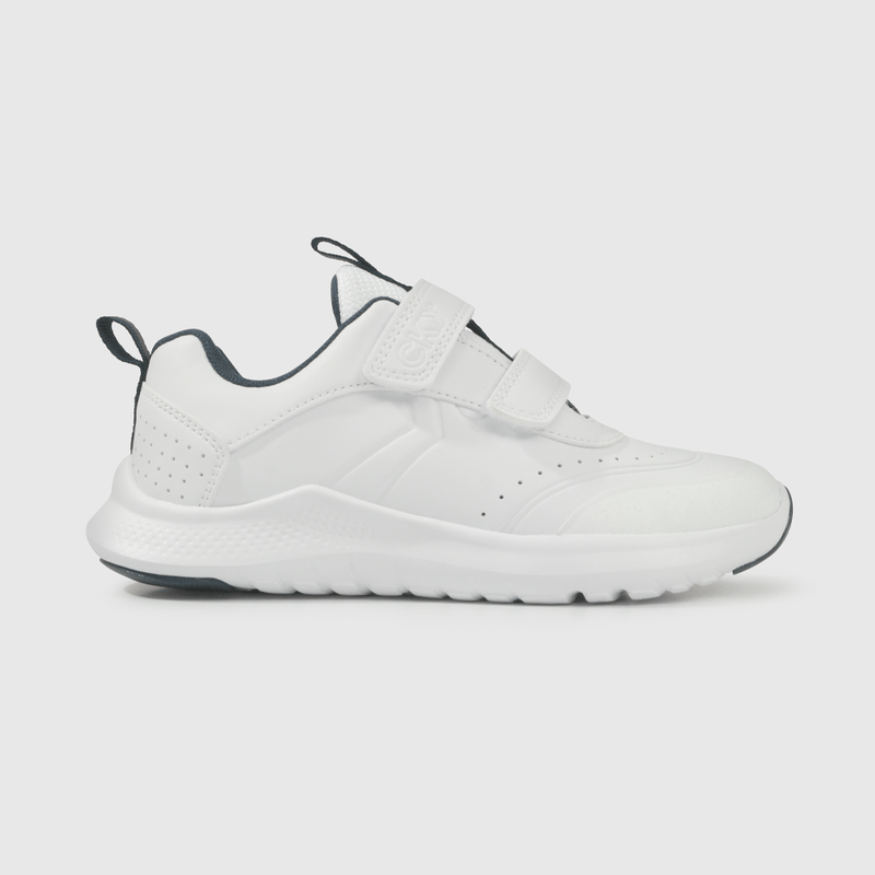 Zapatilla Escolar Blanca con Velcro y Detalles Azules Niño