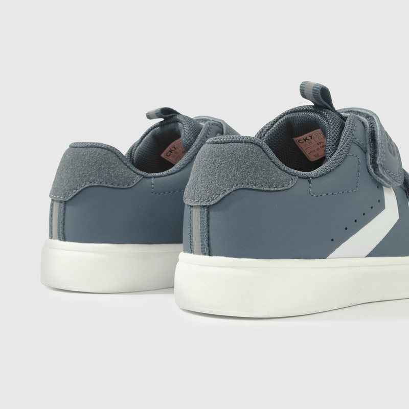 Zapatilla Azul con Velcro